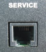 Servisní konektor