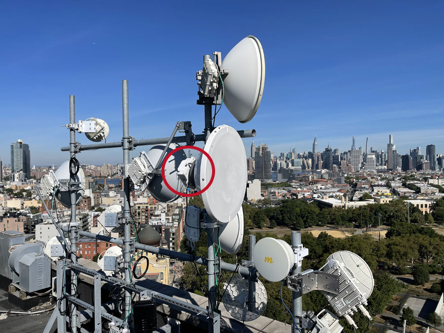 RAy3, 24 GHz
WISP v NYC
Přetížená lokalita
Odolnost proti rušení
Páteřní linka
Z Manhattanu do Bronxu
4 km, 1 Gb/s